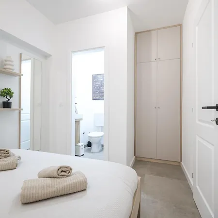 Apartmán With Parking Space - 23478 Zadar