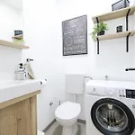 Apartman With Parking Space - 23478 *