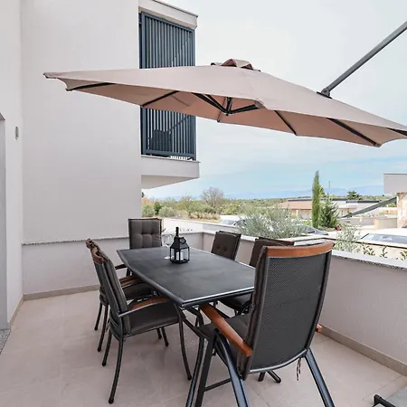 Appartement With Parking Space - 23478