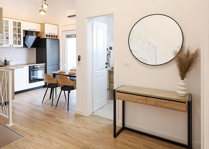 Apartment With Parking Space - 23478